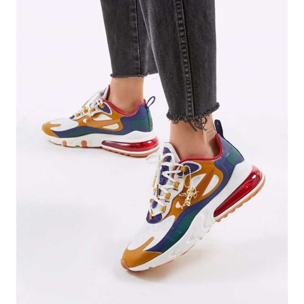 NIKE AIR MAX 270 REACT